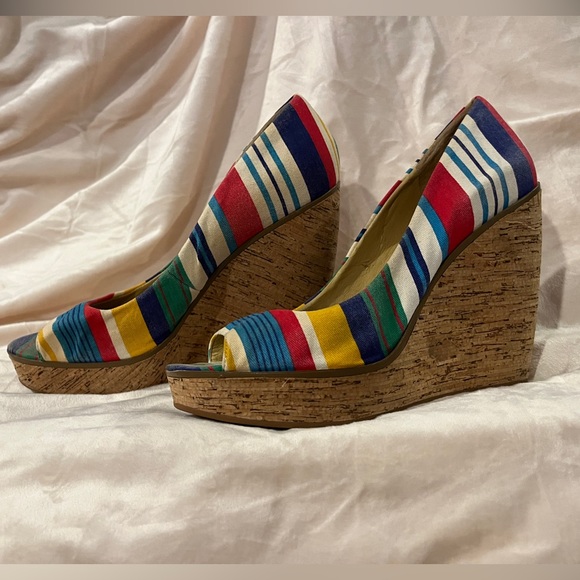 Peep toe wedge multi colored sandals - Picture 4 of 7
